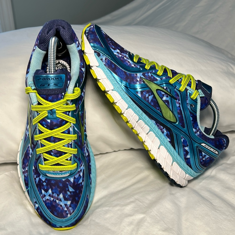 Brooks Adrenaline GTS-16 Edition Athletic Shoes - Size 10.5